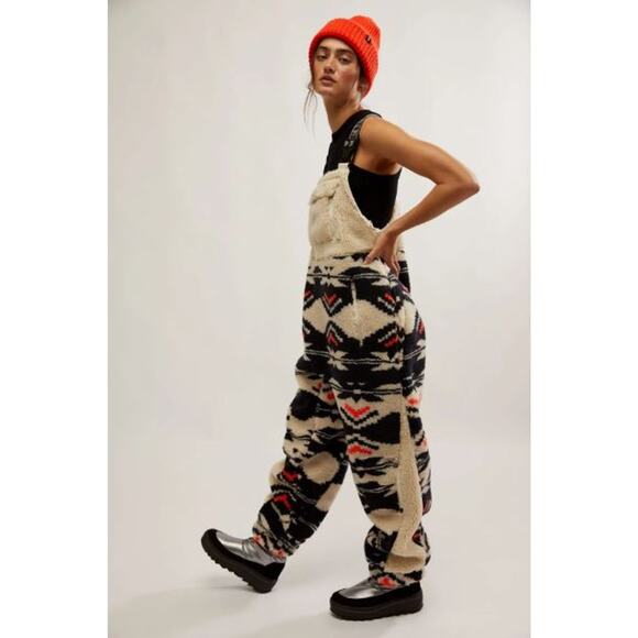 FP Movement Pants - NWT FP Movement Printed Hit The Slopes Salopette Black Fairisle Combo Size XL
